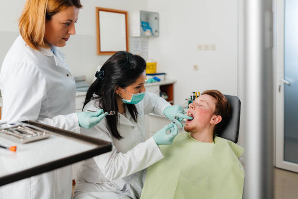 Best Broken or Cracked Tooth Emergency Dentist in Chrisman, IL
